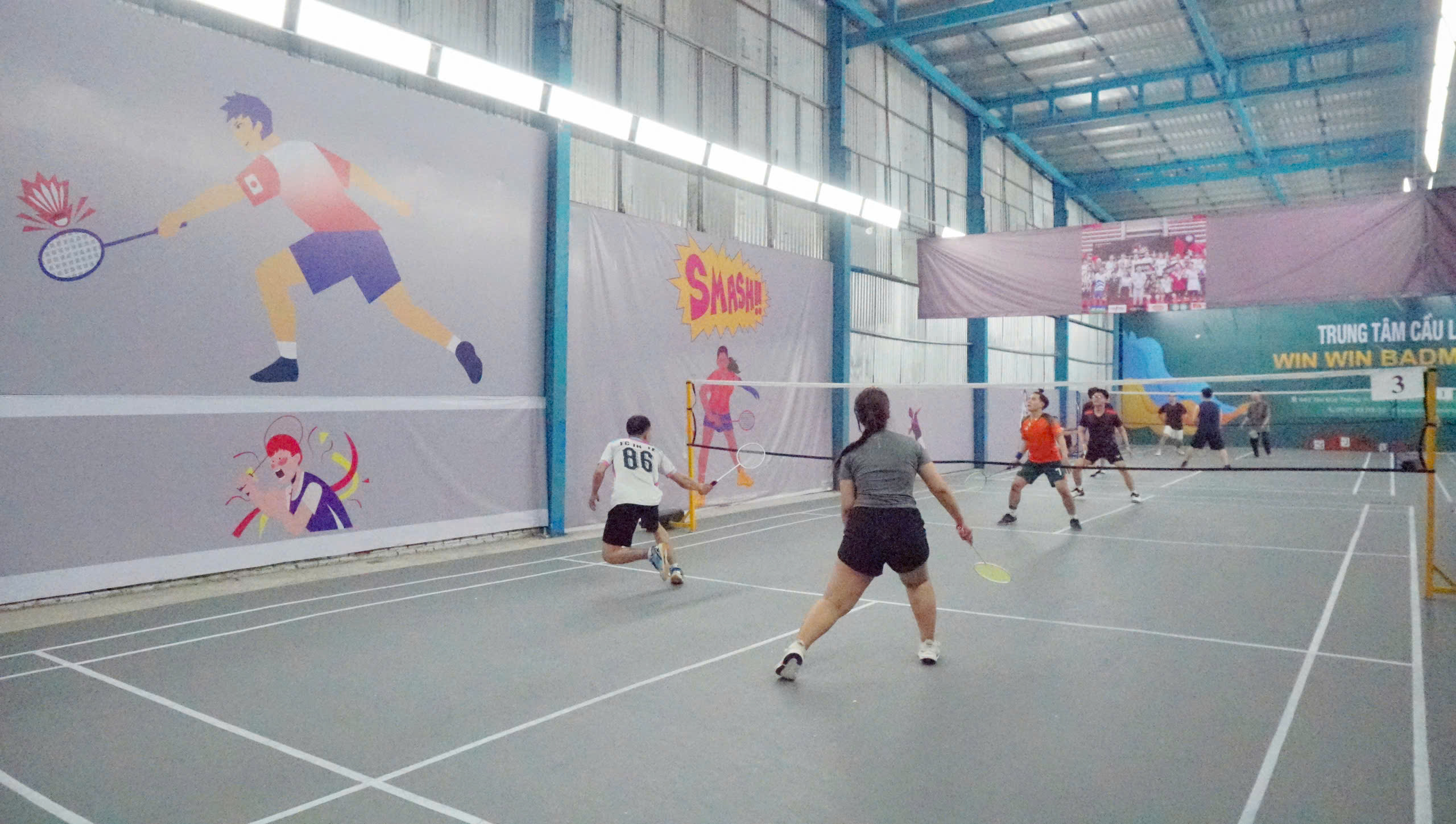 san-cau-long-THPT-Thanh-Khe